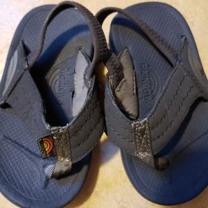 Infant/toddler Rainbow flip flops sz 3/4